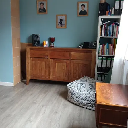 Gemuetliches In Einfamilienhaus Homestay *