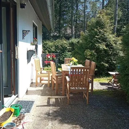 Gemuetliches In Einfamilienhaus Homestay